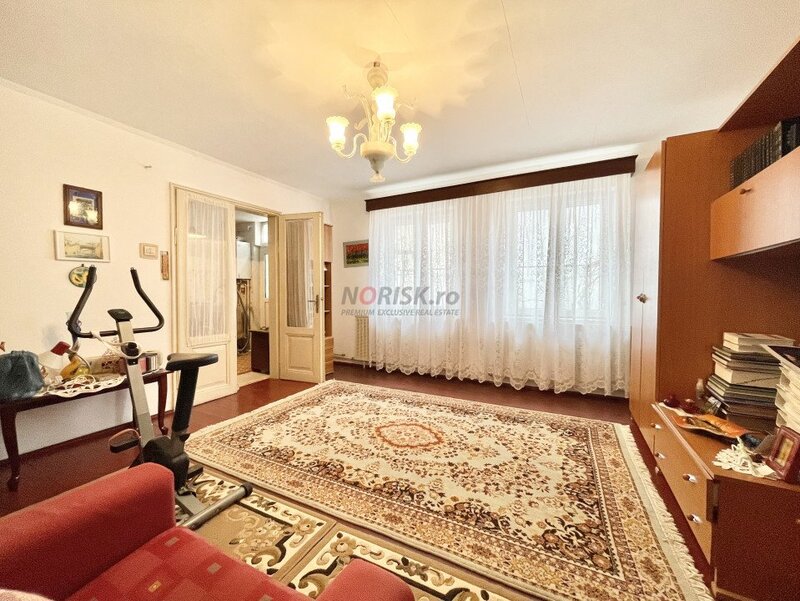 Polona, Dorobanti, casa 4 camere, 143 mp, 424 mp teren, oportunitate